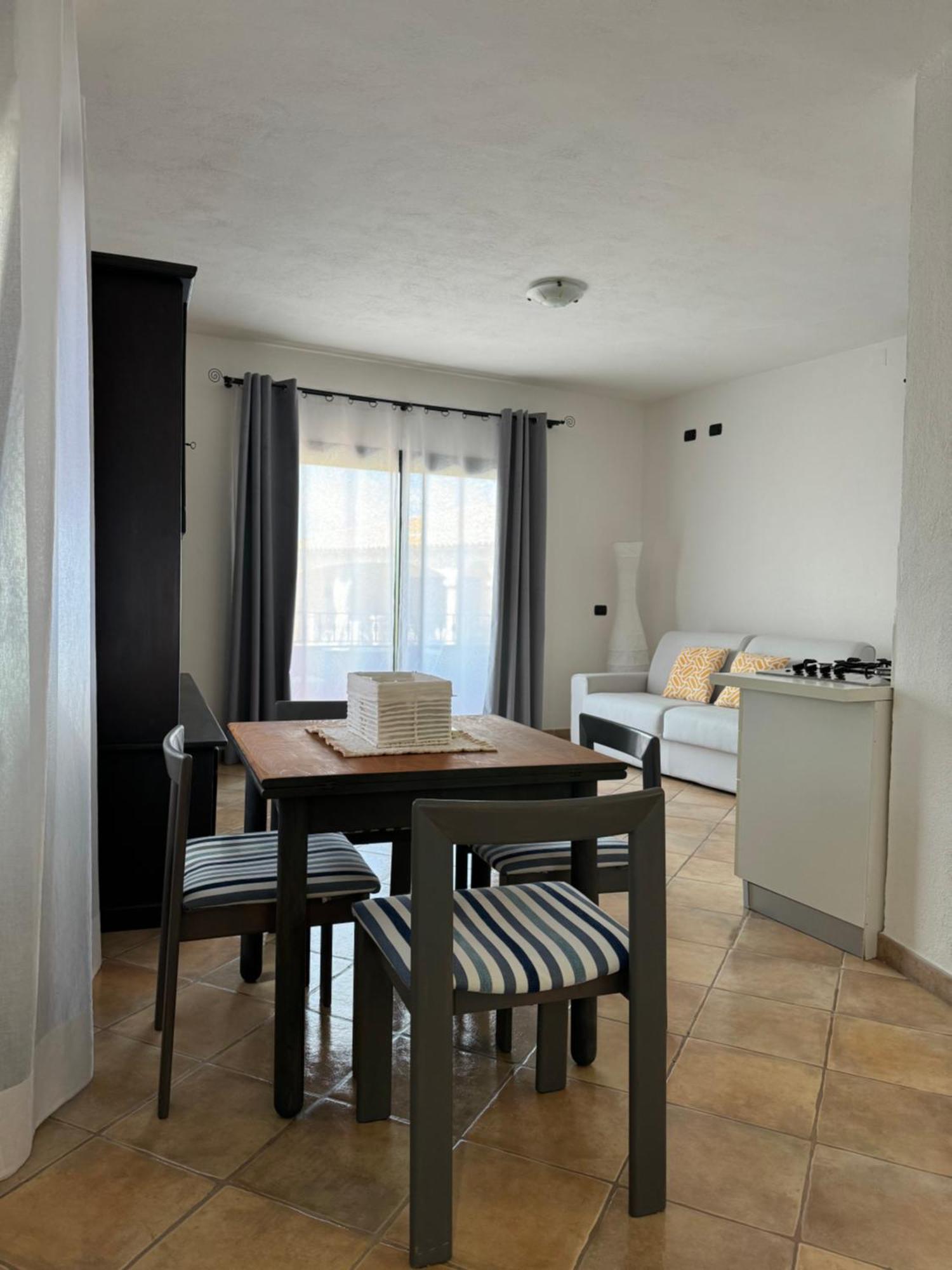 Apartament Monis Hogar Arzachena Zewnętrze zdjęcie